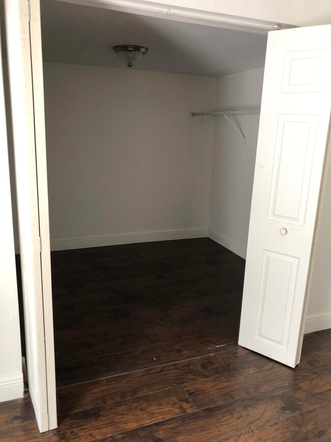 2212 Division Ave, West Palm Beach, FL 33407 - photo 7