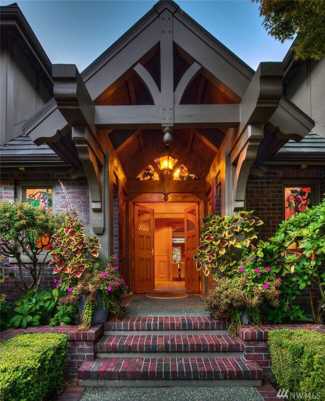 8580 Hunts Point Ln, Hunts Point, WA 98004 - photo 3