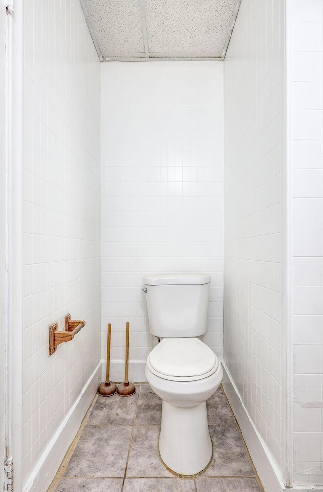 8-web-or-mls-MiddlesexStreetUnit2_6225 -