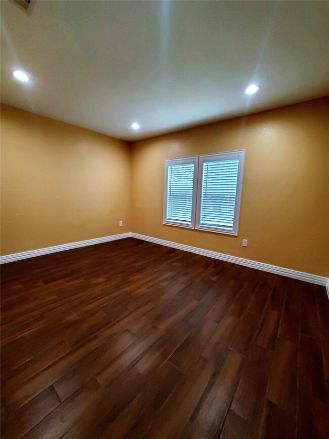 7212 Ray St, Houston, TX 77093 - photo 6