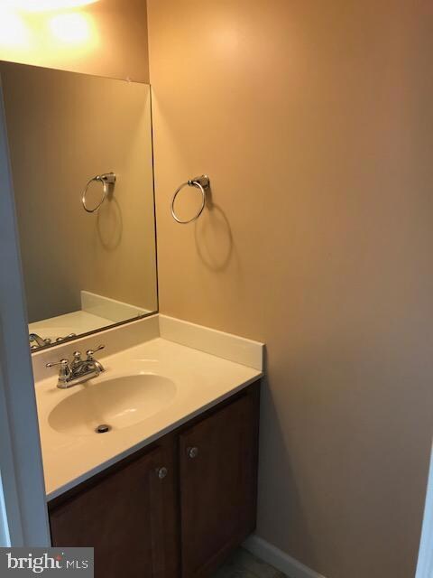 270 Locust St unit 5, New Holland, PA 17557 - photo 4