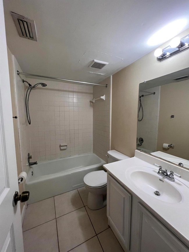 2050 Oleander Blvd unit 6-102, Fort Pierce, FL 34950 - photo 7