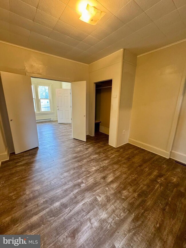 22 W 5th St unit 1ST FLOOR, Boyertown, PA 19512 - photo 5