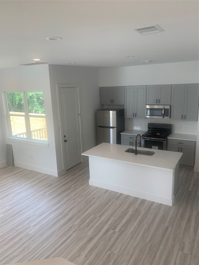 2500 Judiway St unit 2719, Houston, TX 77018 - photo 4