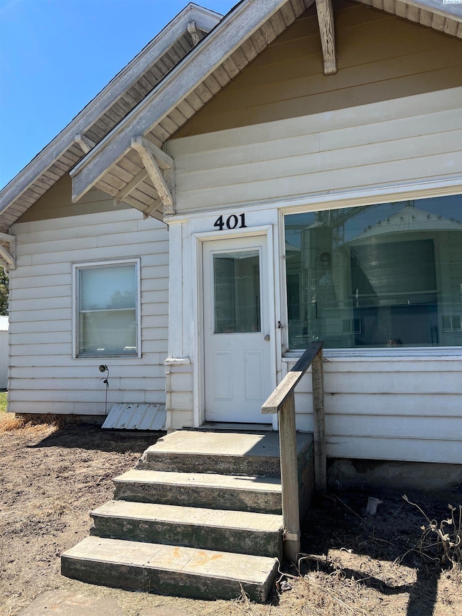 401 G St, Endicott, WA 99125 - photo 6