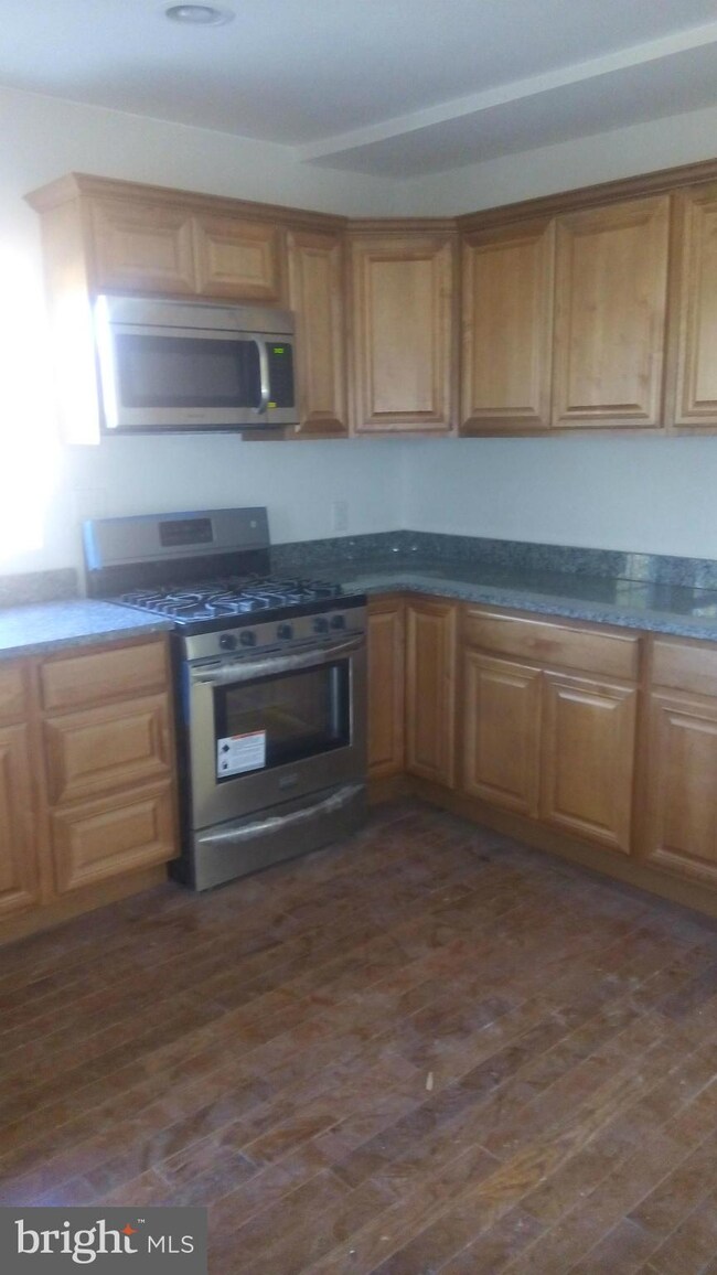 5300 Tilden Rd, Bladensburg, MD 20710 - photo 3