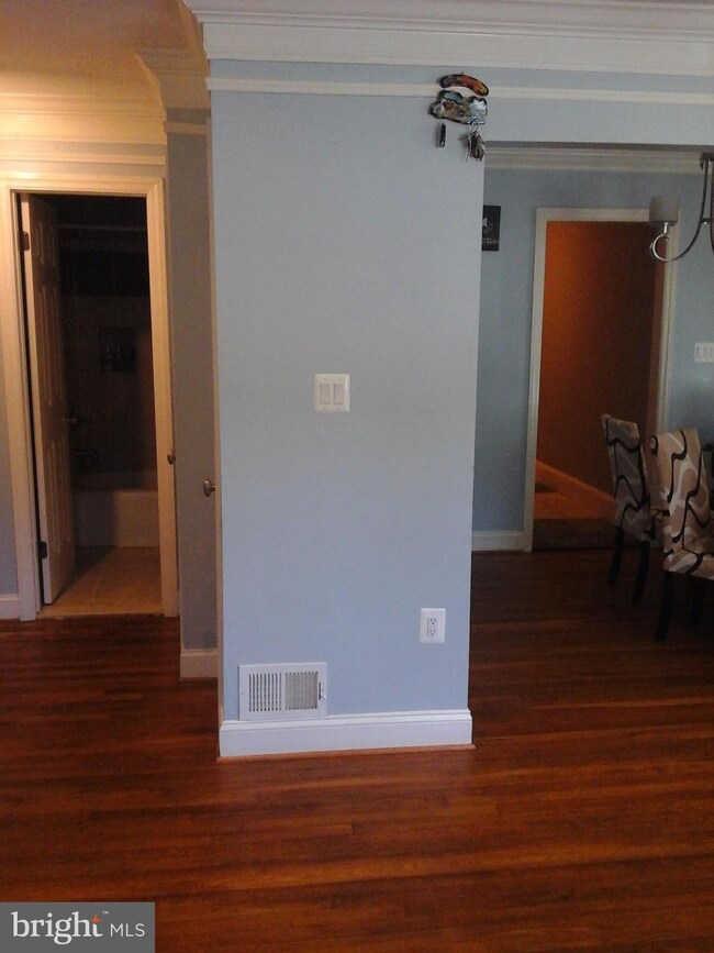 5203 60th Ave, Hyattsville, MD 20781 - photo 4