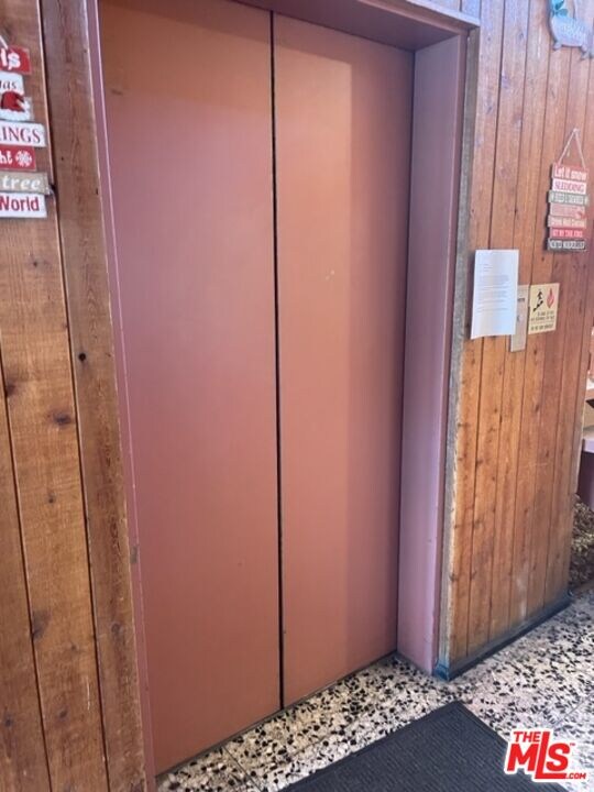 elevator