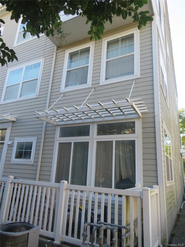2-16 Beach 79th St, Far Rockaway, NY 11693 - photo 4