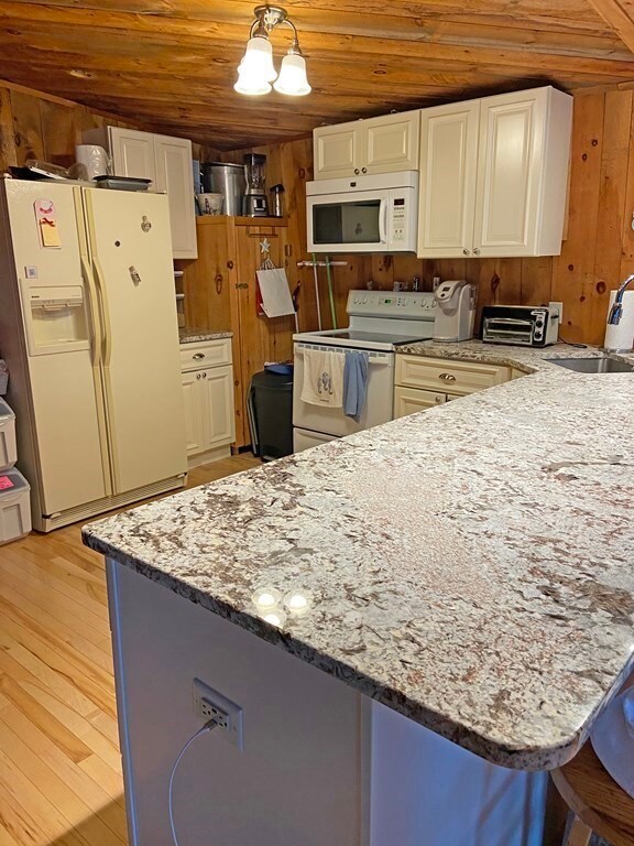 14 Harbor Road hb unit Winter, Mattapoisett, MA 02739 - photo 7