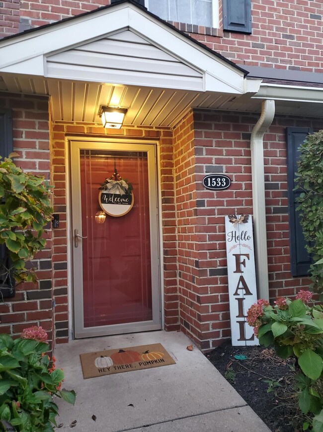 1533 Thomas Jefferson Ct unit 1533, Mays Landing, NJ 08330 - photo 2