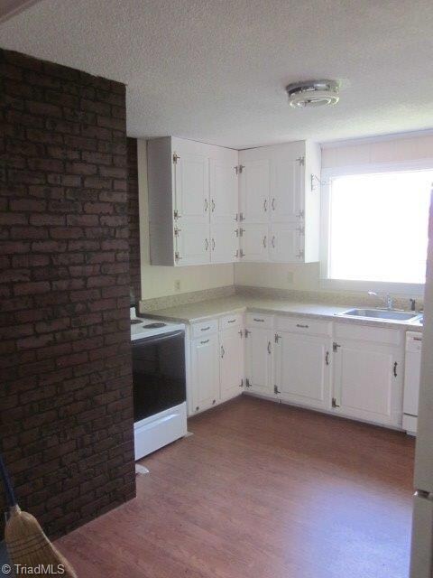 519 Barnes St, Reidsville, NC 27320 - photo 7