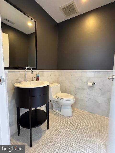 3336 Cadys Aly NW unit 201, Washington, DC 20007 - photo 6