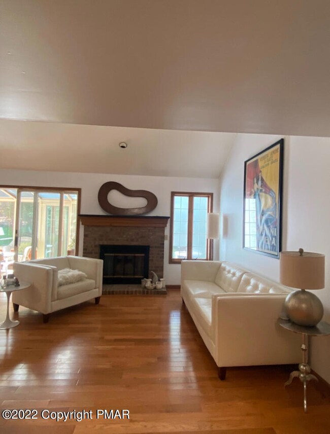 35 Harmon Dr, Stroudsburg, PA 18360 - photo 2