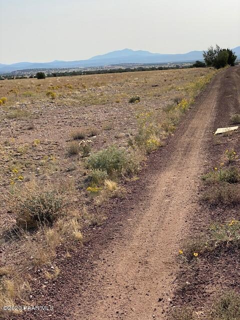 174 & 175 S Unit 3, Ash Fork, AZ 86320 - photo 6