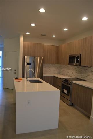 unlisted-address, Doral, FL 33178 - photo 2