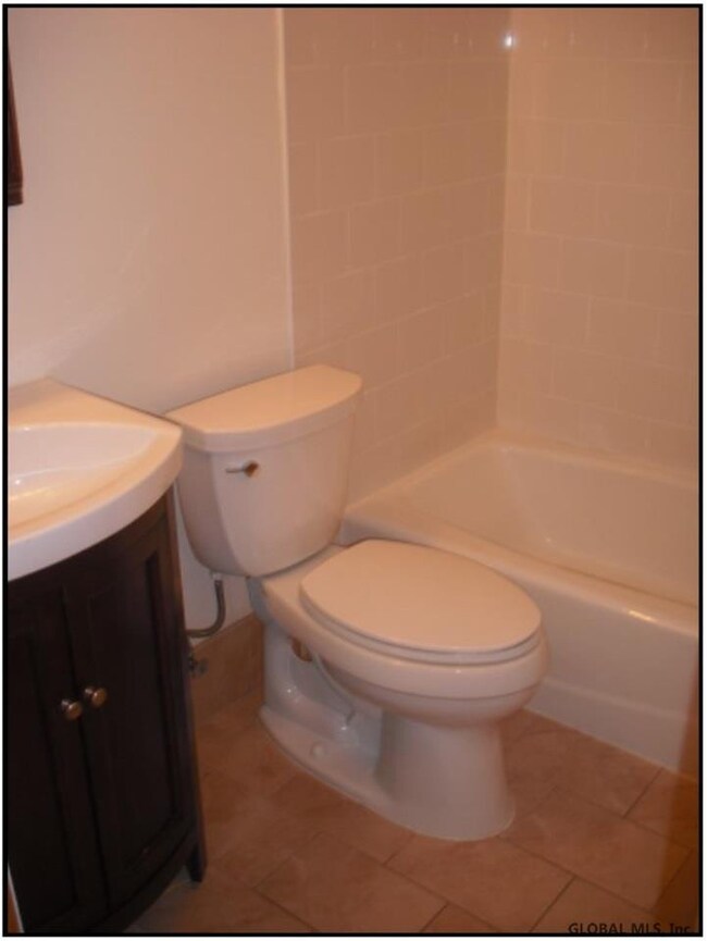 811 Madison Ave, Albany, NY 12208 - photo 7