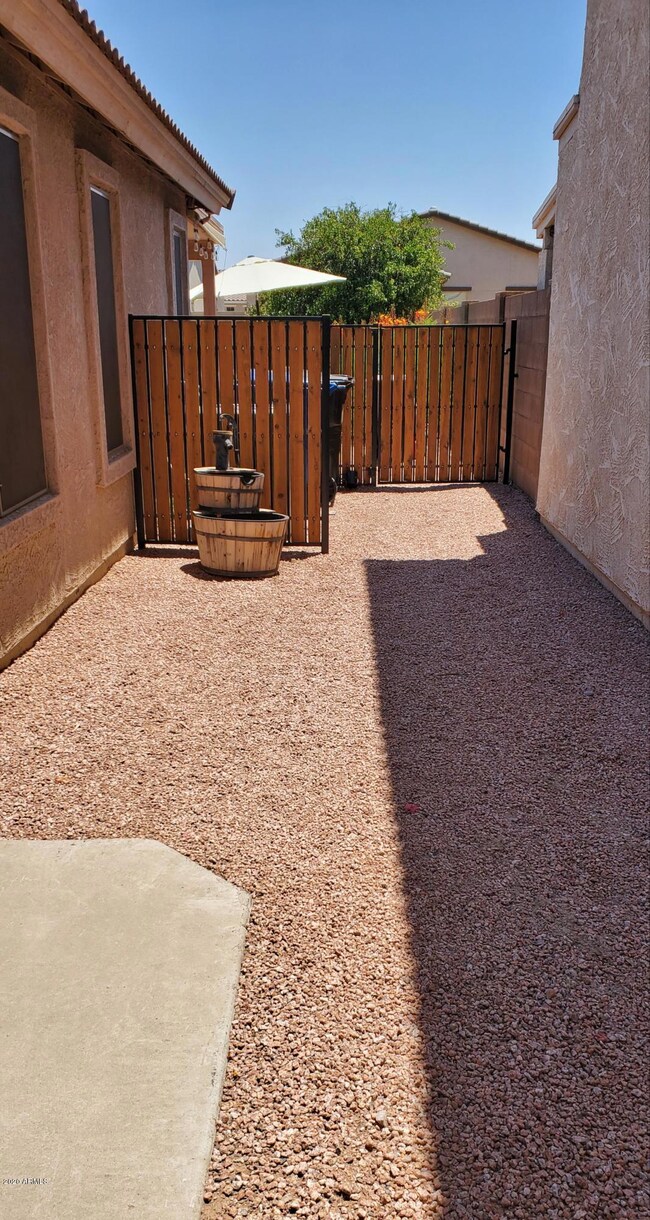 side yard
