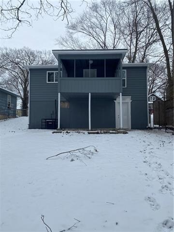 This is the back view of the house. There is an en