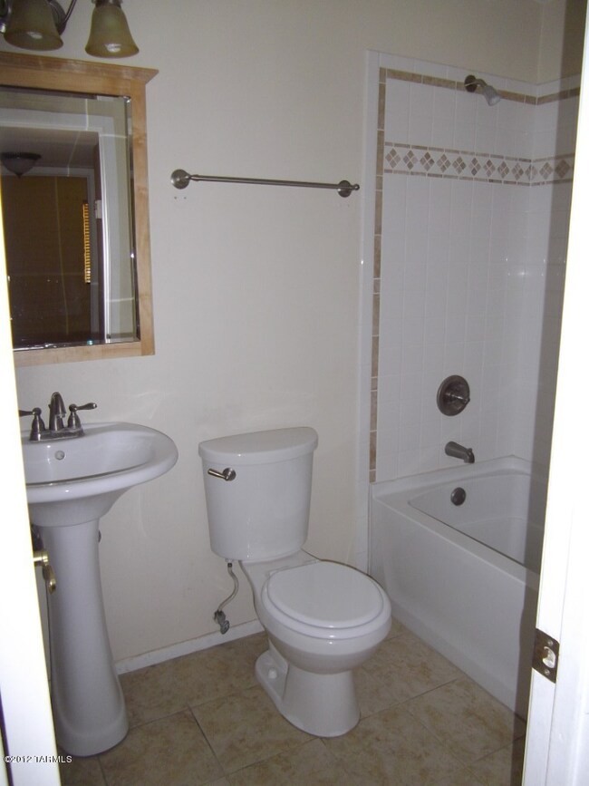 hallbath