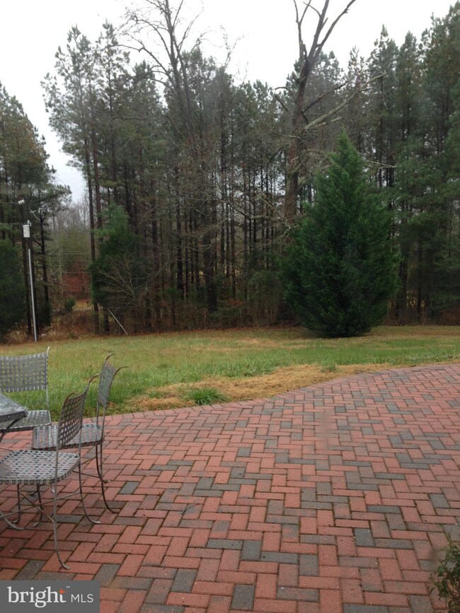 5 Catbird Ct, Stafford, VA 22556 - photo 2