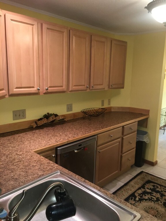 2 Spruce Pond Rd unit 2, Franklin, MA 02038 - photo 5