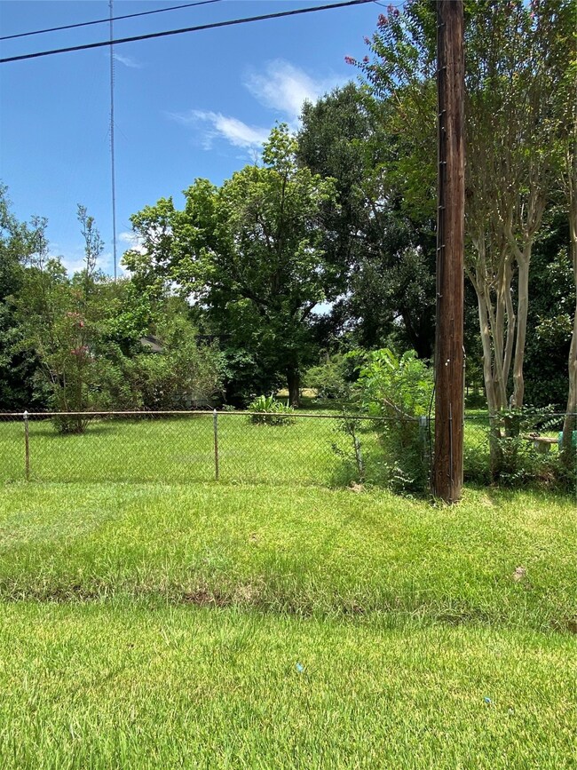 8322 Warren Rd, Houston, TX 77040 - photo 6