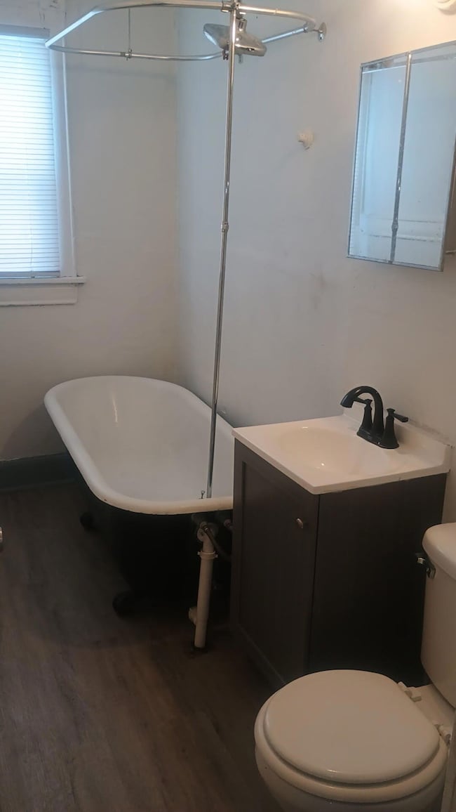 3059 N 10th Ln, Milwaukee, WI 53206 - photo 2