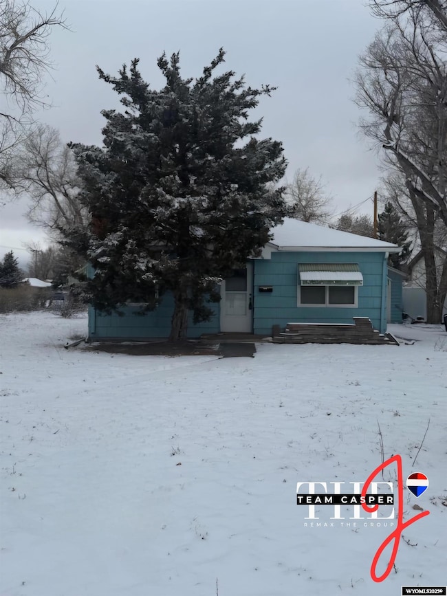 2064 E A St, Casper, WY 82609 - photo 2