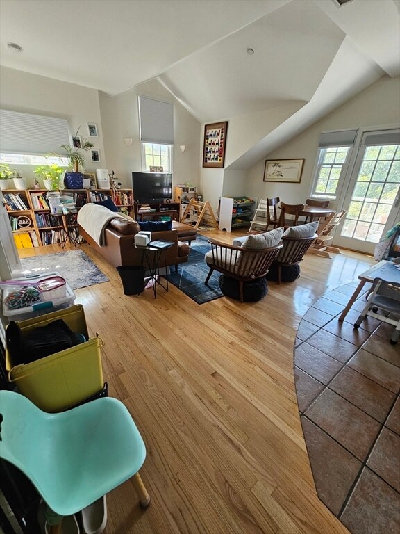 19 Hilliard St unit 3, Cambridge, MA 02138 - photo 4