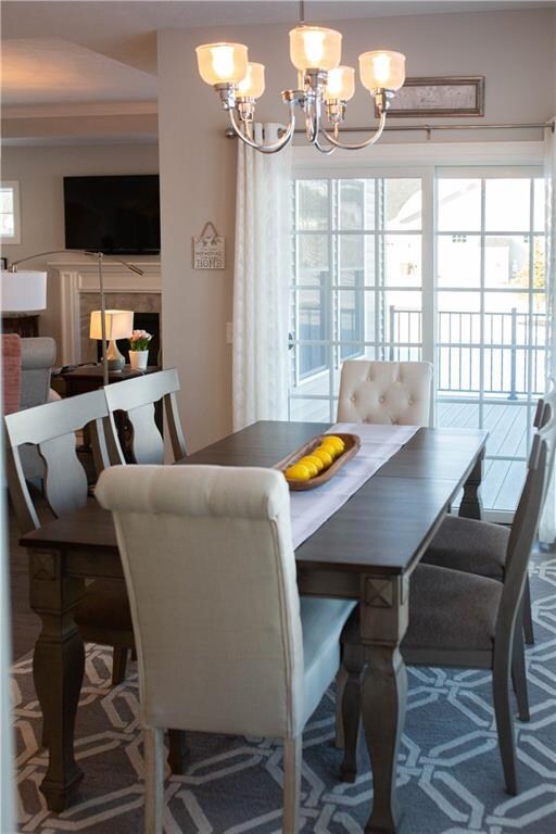 Access the Lanai through the Dining Room's Sliding