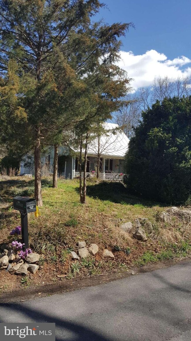 2667 Goldmiller Rd unit 2669, Bunker Hill, WV 25413 - photo 3