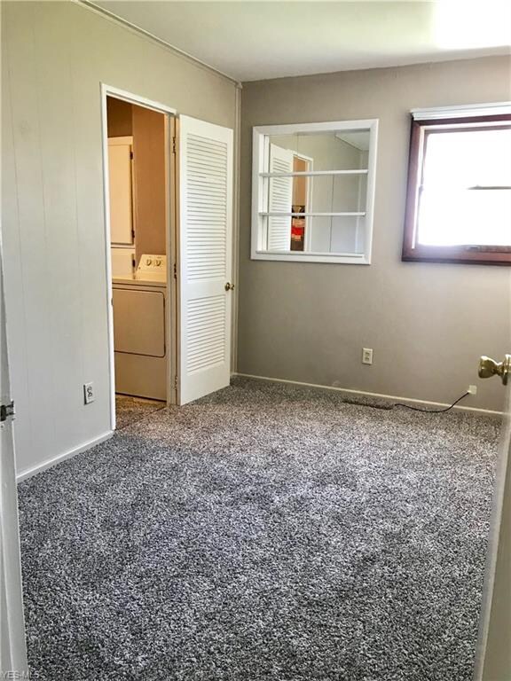 4409 Camden Ave, Lorain, OH 44055 - photo 7