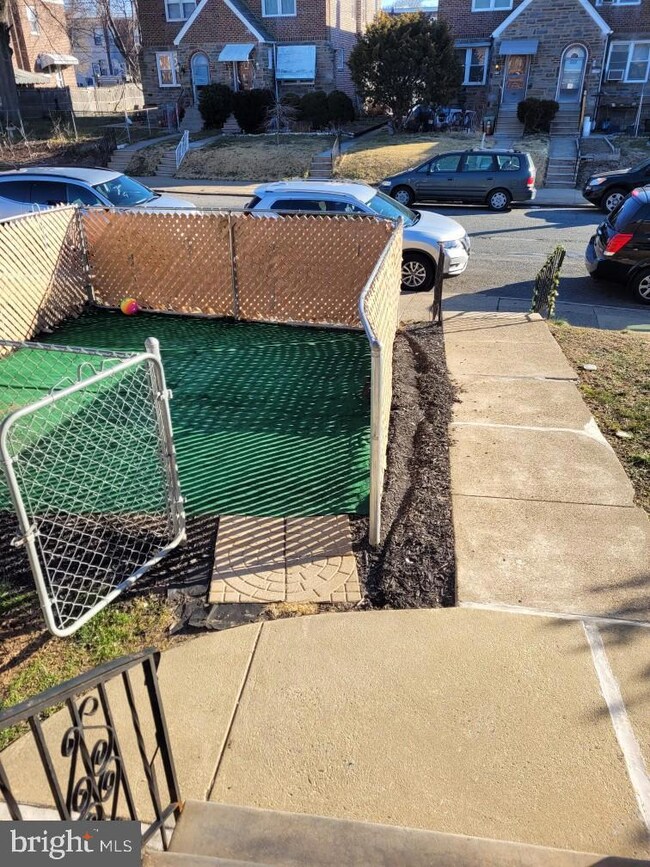 4304 Sheffield St, Philadelphia, PA 19136 - photo 2