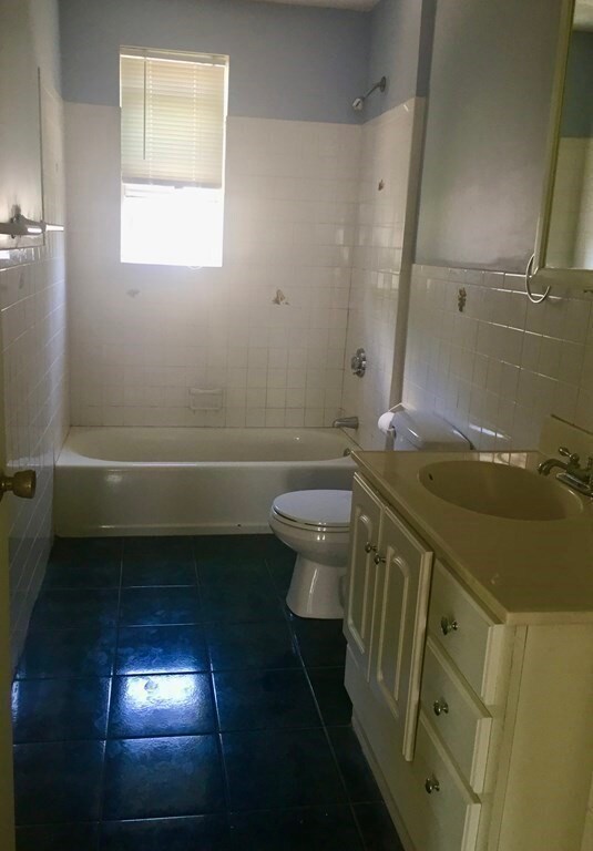 119 Brown St unit 2, Waltham, MA 02453 - photo 5