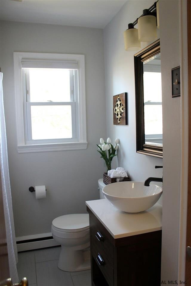 114 Hazelhurst Ave, Albany, NY 12203 - photo 5