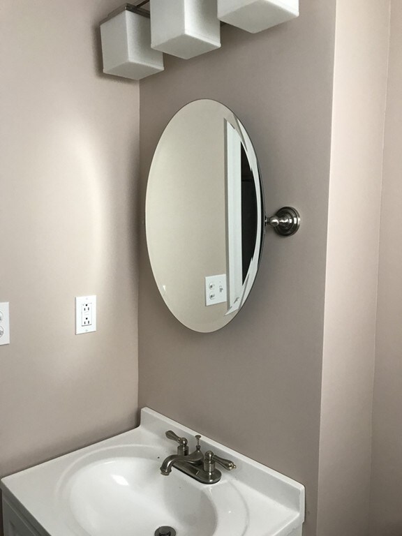 213 Haffards St unit 1, Fall River, MA 02723 - photo 5