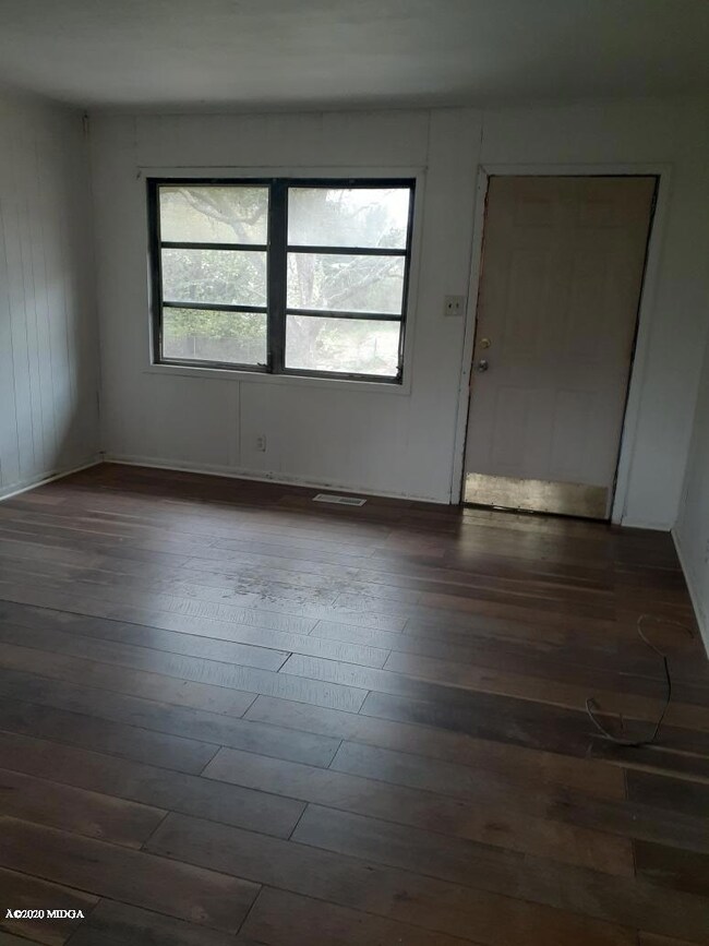 4518 Room 3