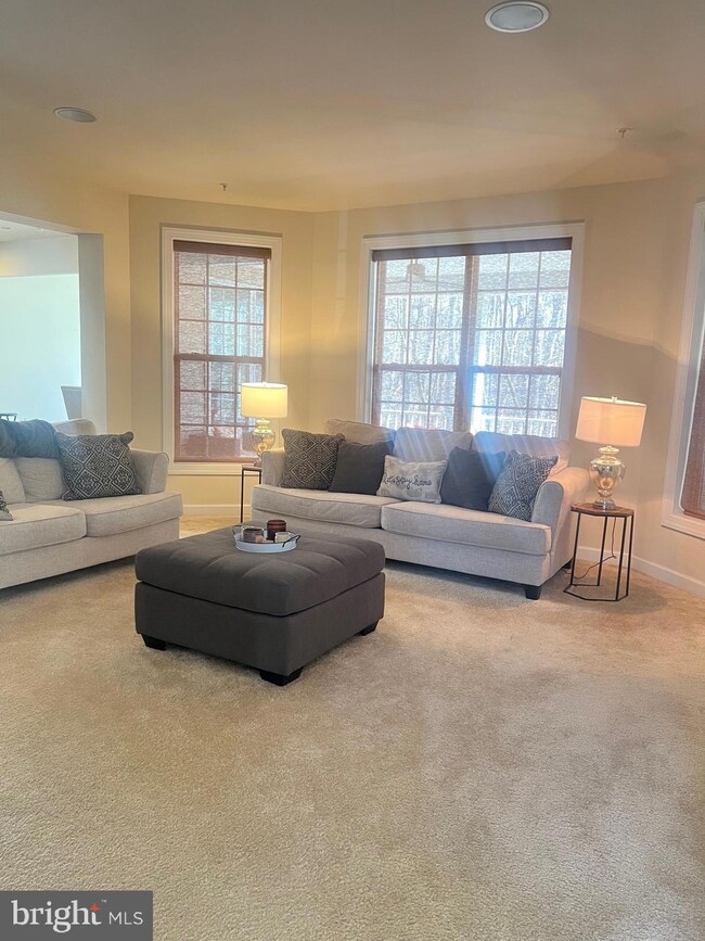 15403 Sir Edwards Dr, Upper Marlboro, MD 20772 - photo 6