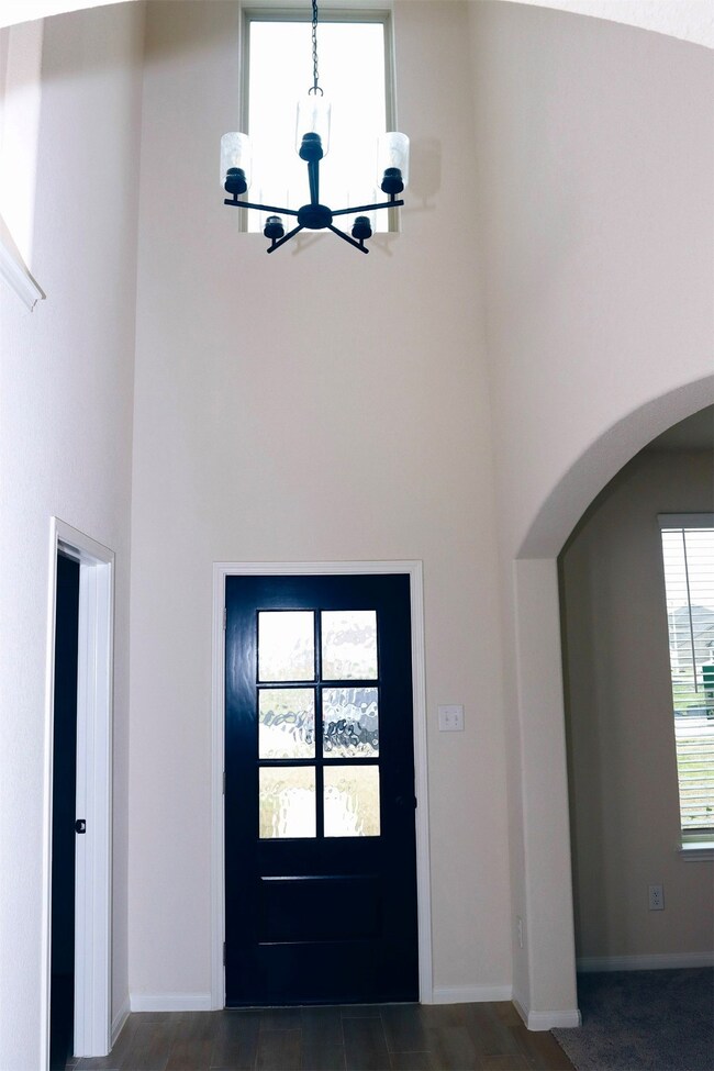 206 Eagleville Dr, Alvin, TX 77511 - photo 3