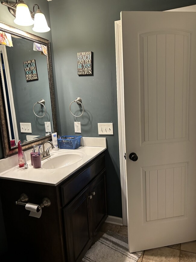 223 Jordan Ave, Shelbyville, TN 37160 - photo 4