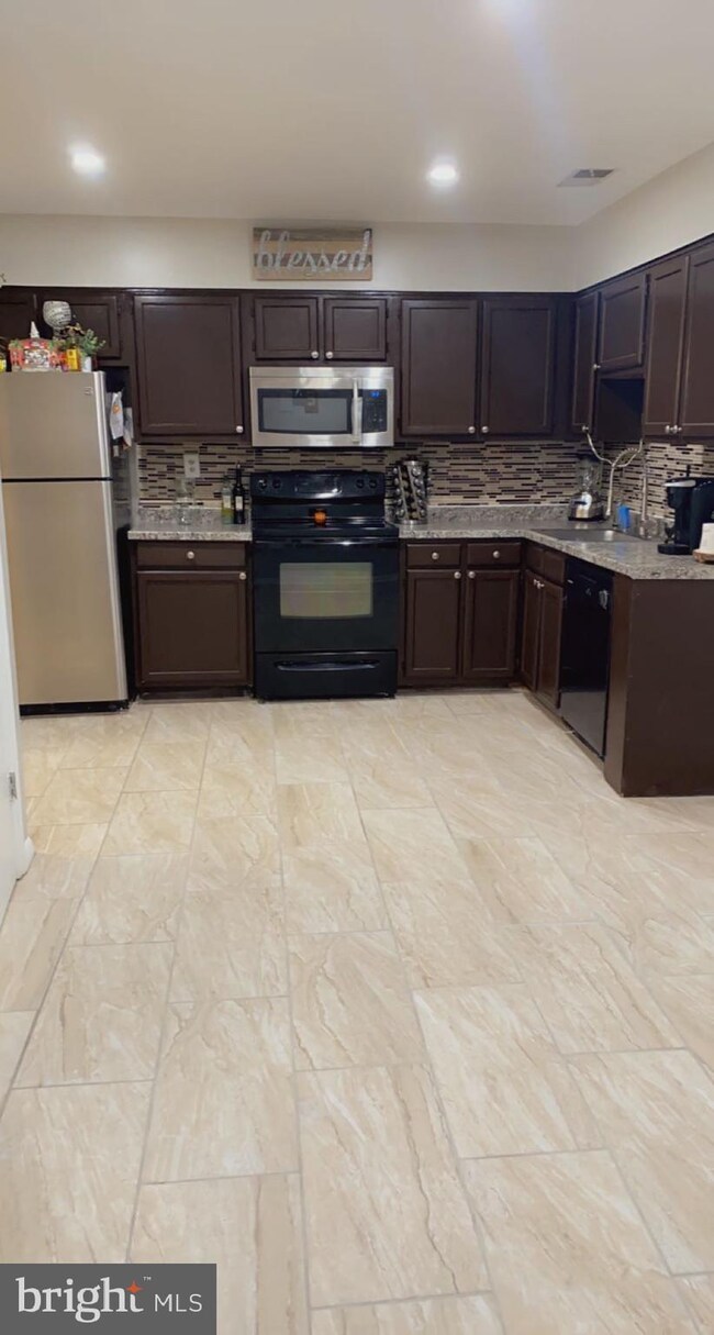 15007 Cherrywood Dr, Laurel, MD 20707 - photo 7