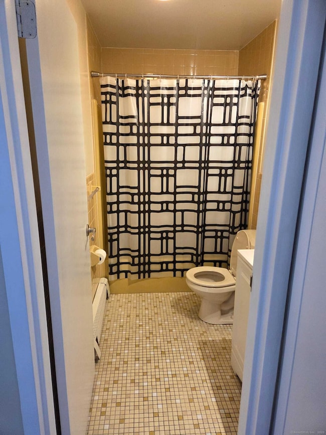 252 Harlem Ave unit B6, Bridgeport, CT 06606 - photo 5