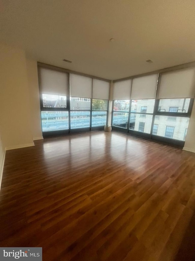 401 Race St unit 119, Philadelphia, PA 19106 - photo 4