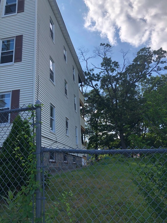 21 Astoria St unit 2, Mattapan, MA 02126 - photo 2