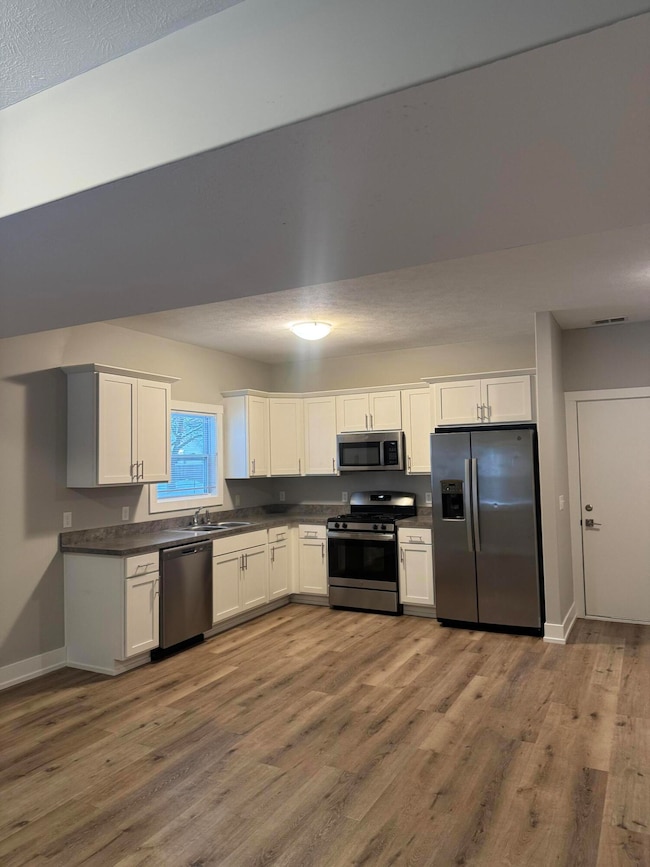 1352 6th St, Muskegon, MI 49441 - photo 4