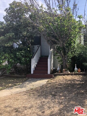 4724 W 18th St, Los Angeles, CA 90019 - photo 2