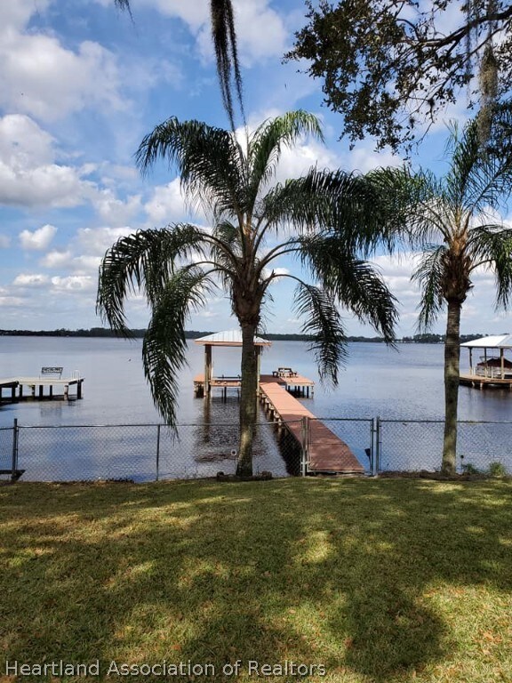 836 Lake Josephine Dr, Sebring, FL 33875 - photo 2