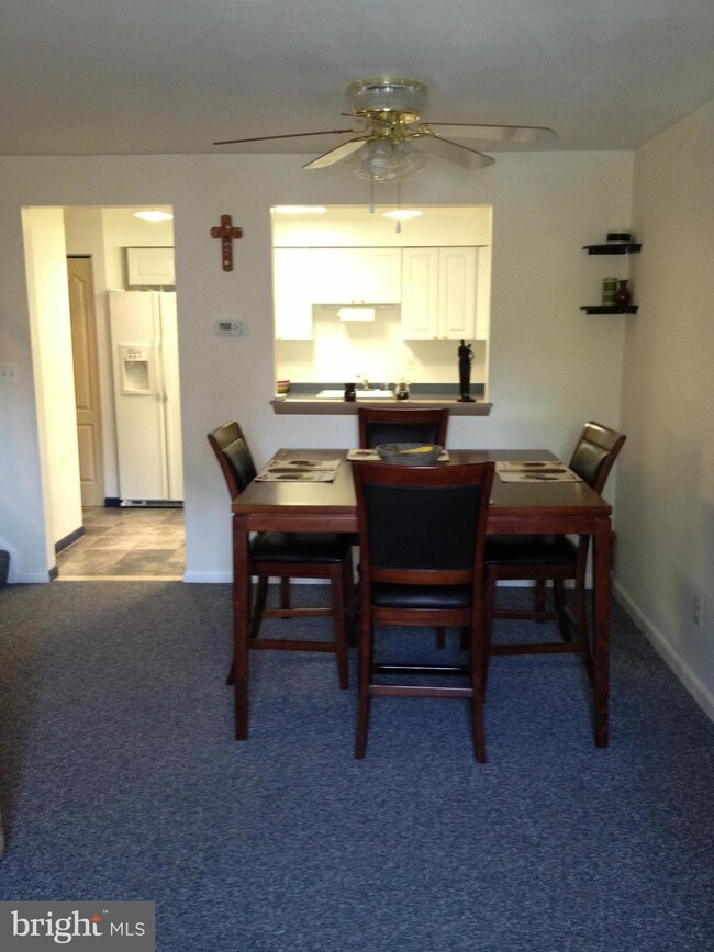 19954 Appledowre Cir, Germantown, MD 20876 - photo 4