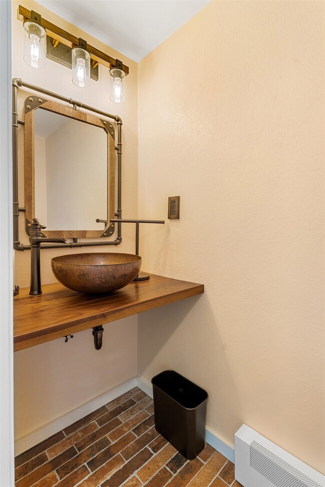 344 Elm St unit 31, Milford, NH 03055 - photo 5